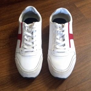 Tommy Hilfiger exclusive